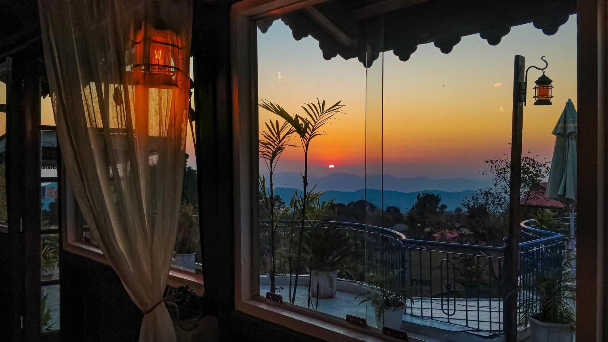 Parvatah Villa Bīr Buitenkant foto